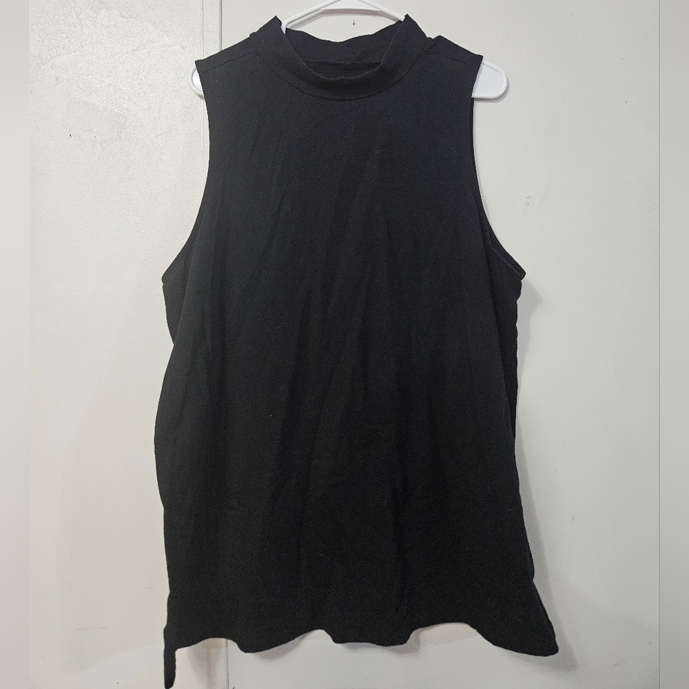 Torrid Black Sleevless Plus Size Top!
